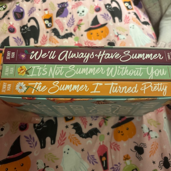 The complete summer I turned pretty trilogy - Picture 2 of 9